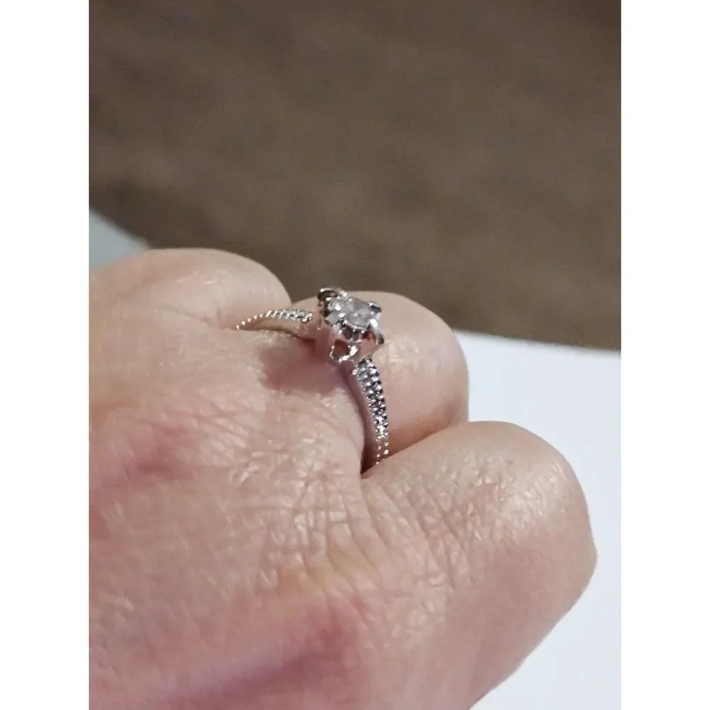 VTG Style Silver Tone Metal Sparkling Clear Glass Stone Sz 8 Solitaire Ring